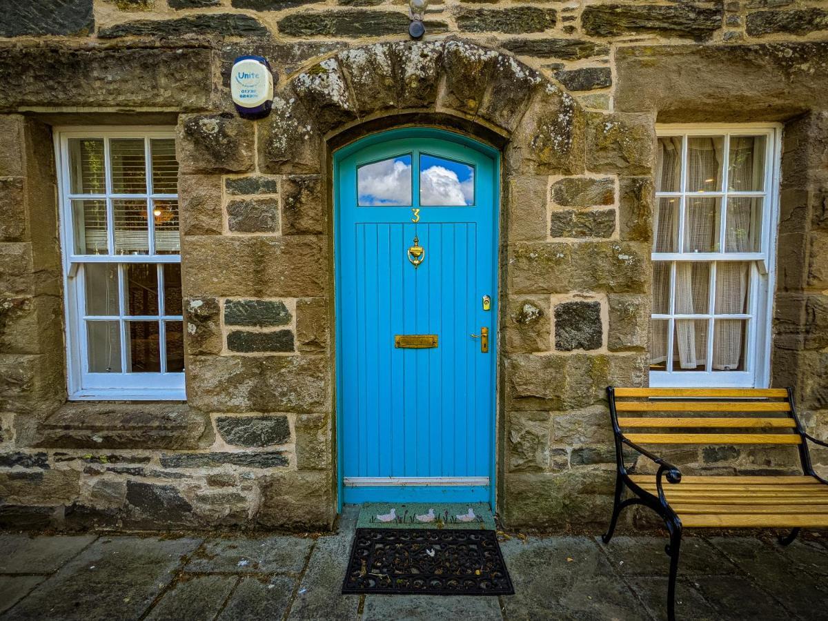 Beautiful Listed Flat With Private Garden, Birnam Apartment Exterior photo