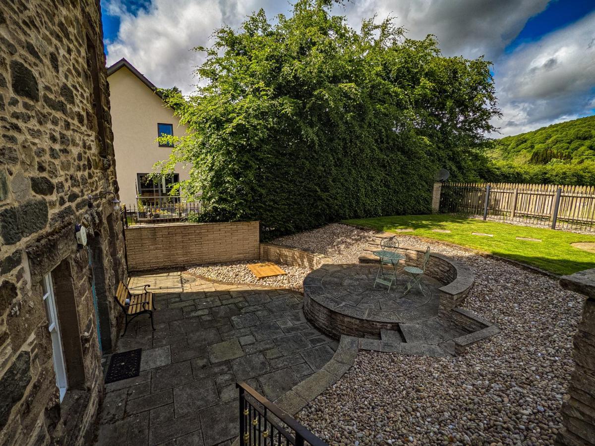 Beautiful Listed Flat With Private Garden, Birnam Apartment Exterior photo